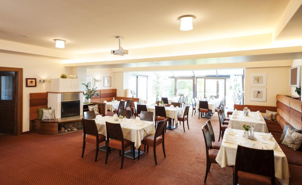 Hotel-Gasthof Beim Boeckhiasl Neukirchen an der Vockla Экстерьер фото