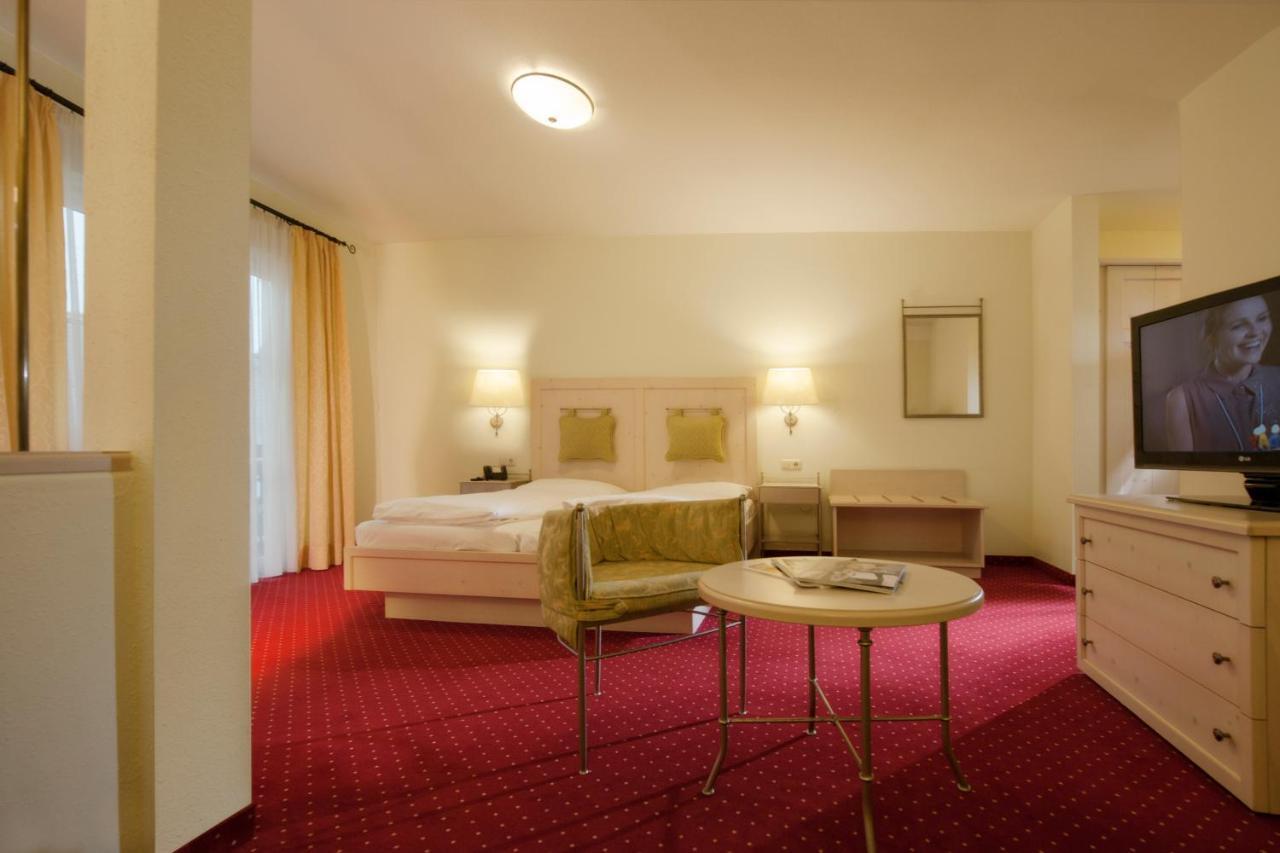 Hotel-Gasthof Beim Boeckhiasl Neukirchen an der Vockla Экстерьер фото